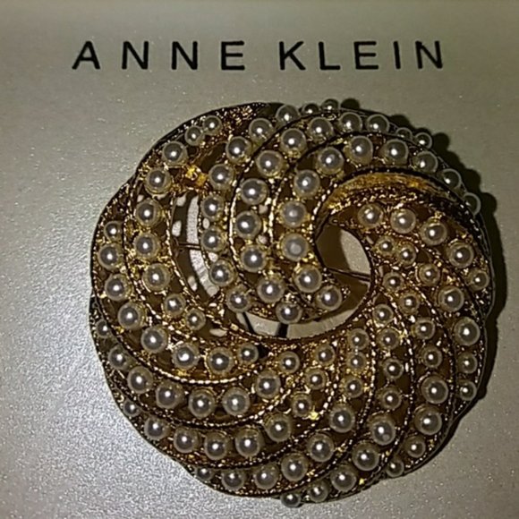 BNWB Anne Klein goldtone imitation Pearl Swirl Pin - Picture 2 of 4